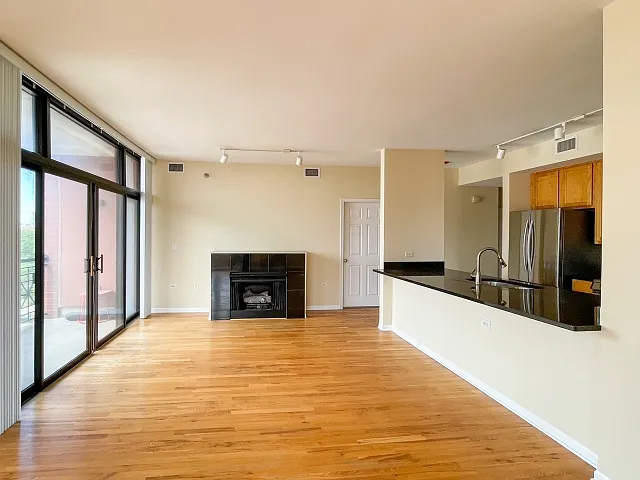 3232 N Halsted St #D502 — Photo 1