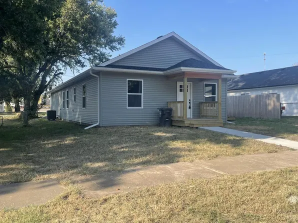 823 Myra St, Moberly, MO 65270