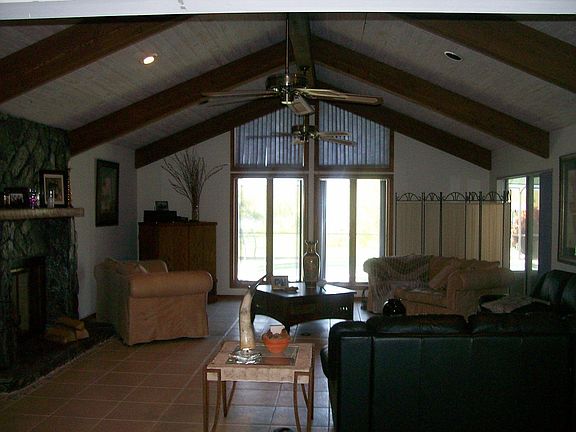 2nd image of 10232 Us Hwy 441