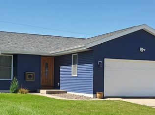 1842 S Grant Ave, Janesville, WI