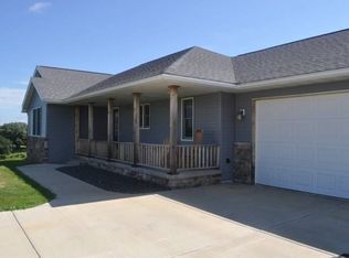 34966 240th Ave, Goodhue, MN 55027