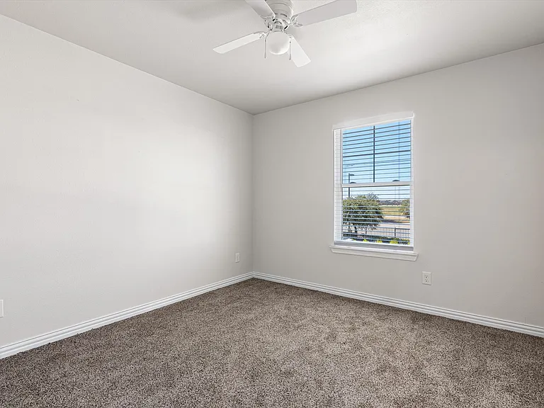 6215 Roby Dr — Photo 18