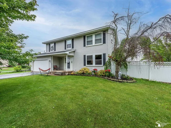 5847 Trombley Rd, Newport, MI 48166