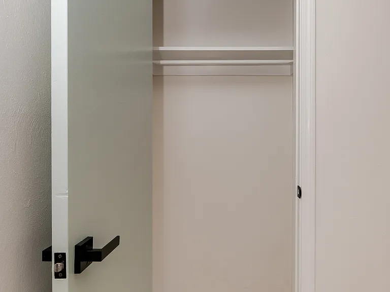 410 E. Little Creek — Photo 16
