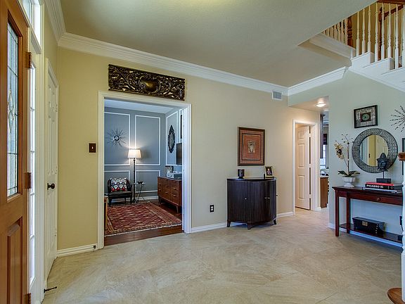 3rd image of 3632 Gaitland Cir