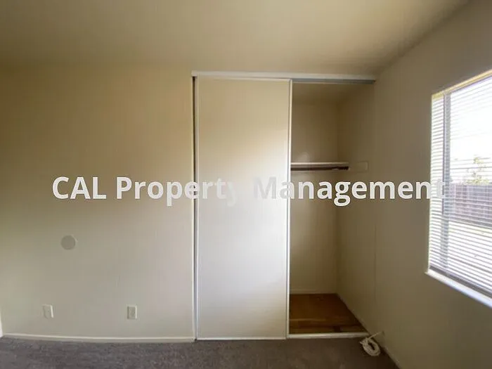 1608 Ukiah Way — Photo 9