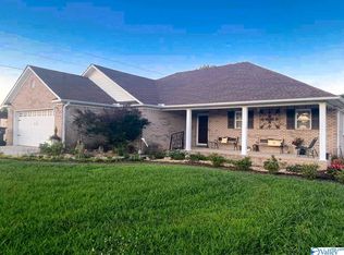 155 Wynn Wallace Rd, Hartselle, AL 35640