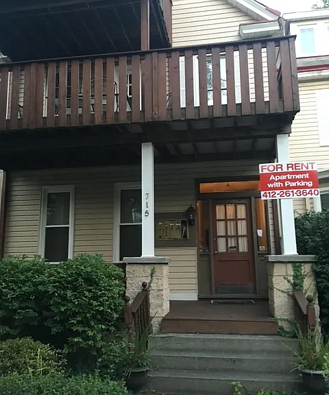 715 Ivy St #4 — Photo 3