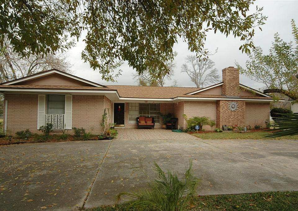 1st image of 3515 Robinson Dr