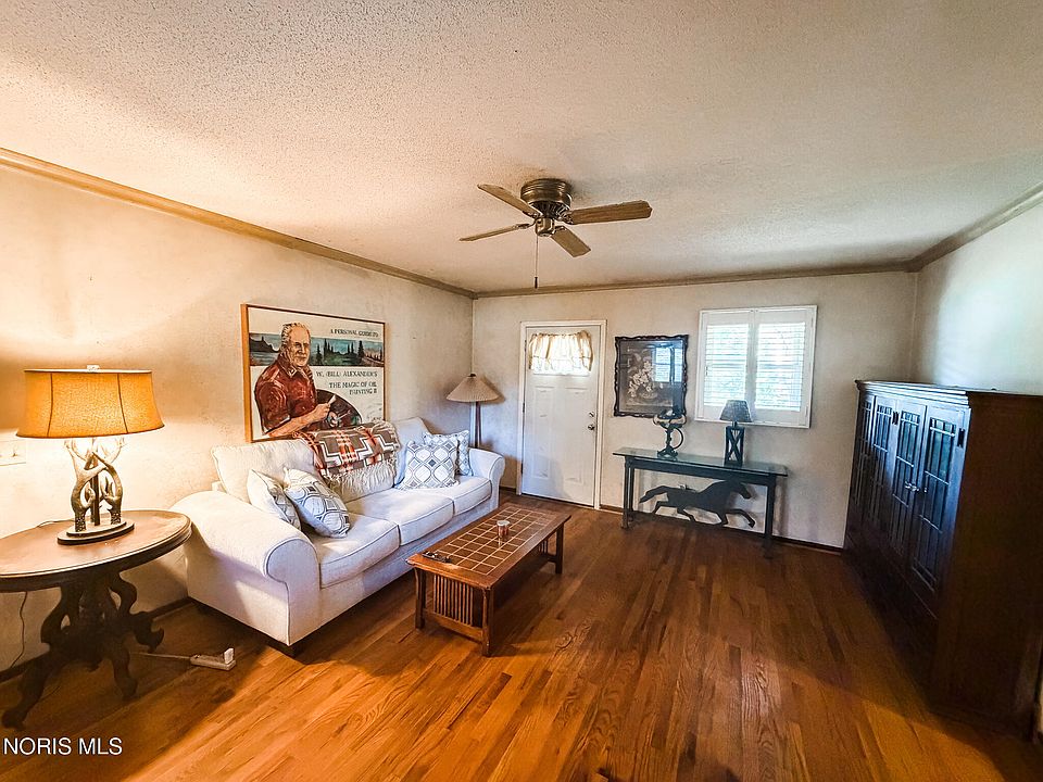7th image of 1443 Eastgate Rd
