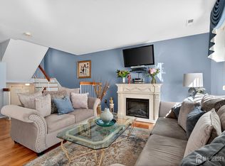 905 Madaline Dr, Avenel, NJ