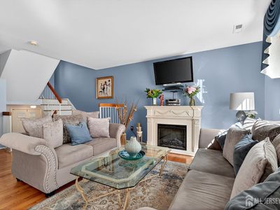 905 Madaline Dr, Avenel, NJ, 07001