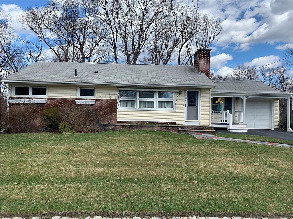 288 Lawnacre Dr, Cranston, RI 02920 Zillow