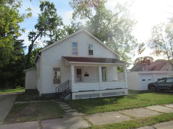 14 Elm St, Bedford, OH 44146