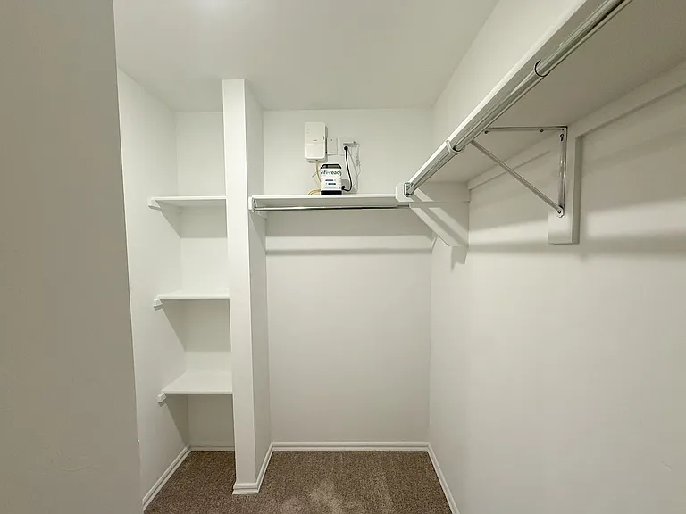 16309 Harvester Dr — Photo 16