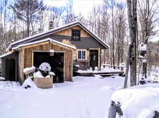 385 Dustin Tavern Rd, Weare, NH 03281