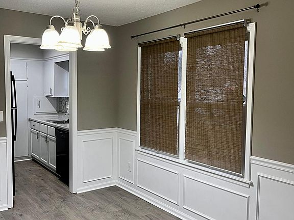4th image of 11410 W 70th St