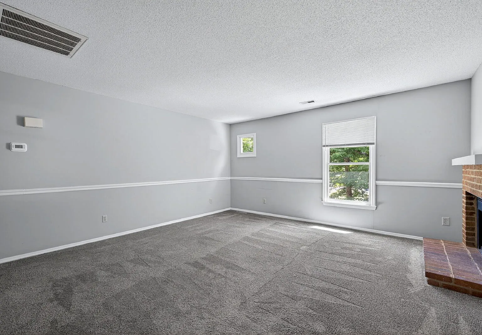 1501 Mary Frances Pl — Photo 4
