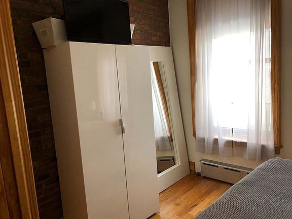 4th image of 232 E 64th St #9B