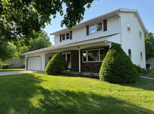 603 Dogwood Ave, Marshall, MN 56258