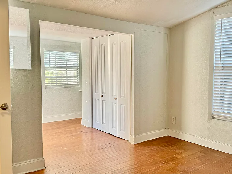205 S Federal Hwy — Photo 12