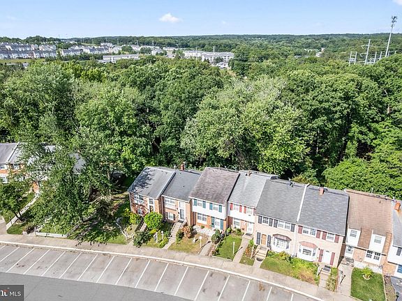 3rd image of 14942 Ashdale Cir