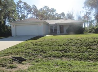 573 Beach Ave S, Lehigh Acres, FL 33974