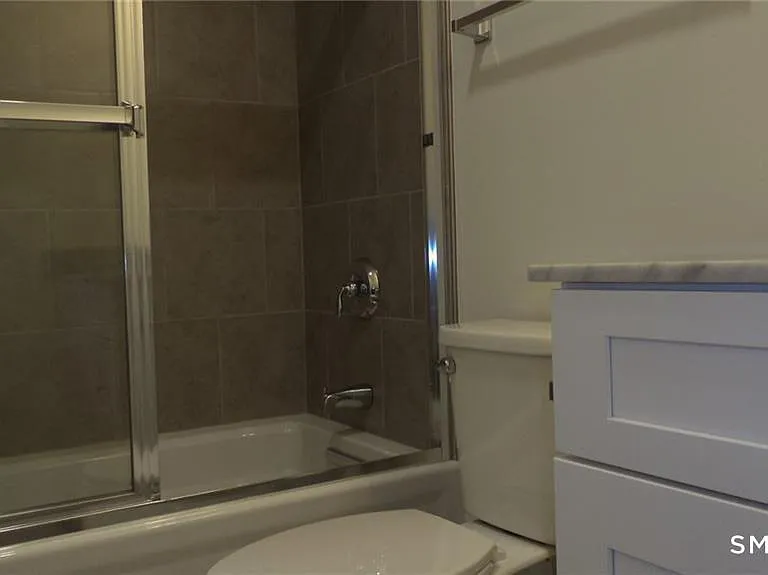33 Maple Ave #B — Photo 13