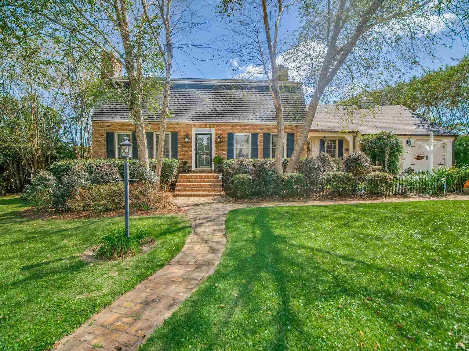 8892 Scenic Hills Dr