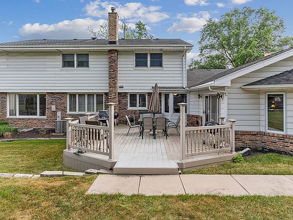 3rd image of 7526 W Manitoba Dr