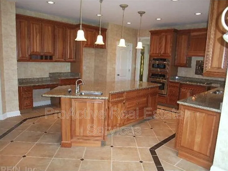 1408 Kemp Bridge Ln — Photo 3