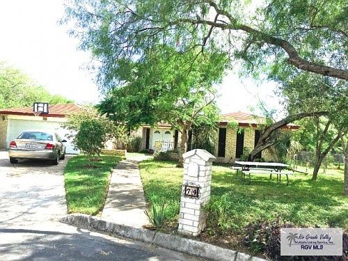1st image of 74 Tudela St