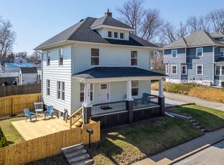 119 E Hayes St, Davenport, IA 52803