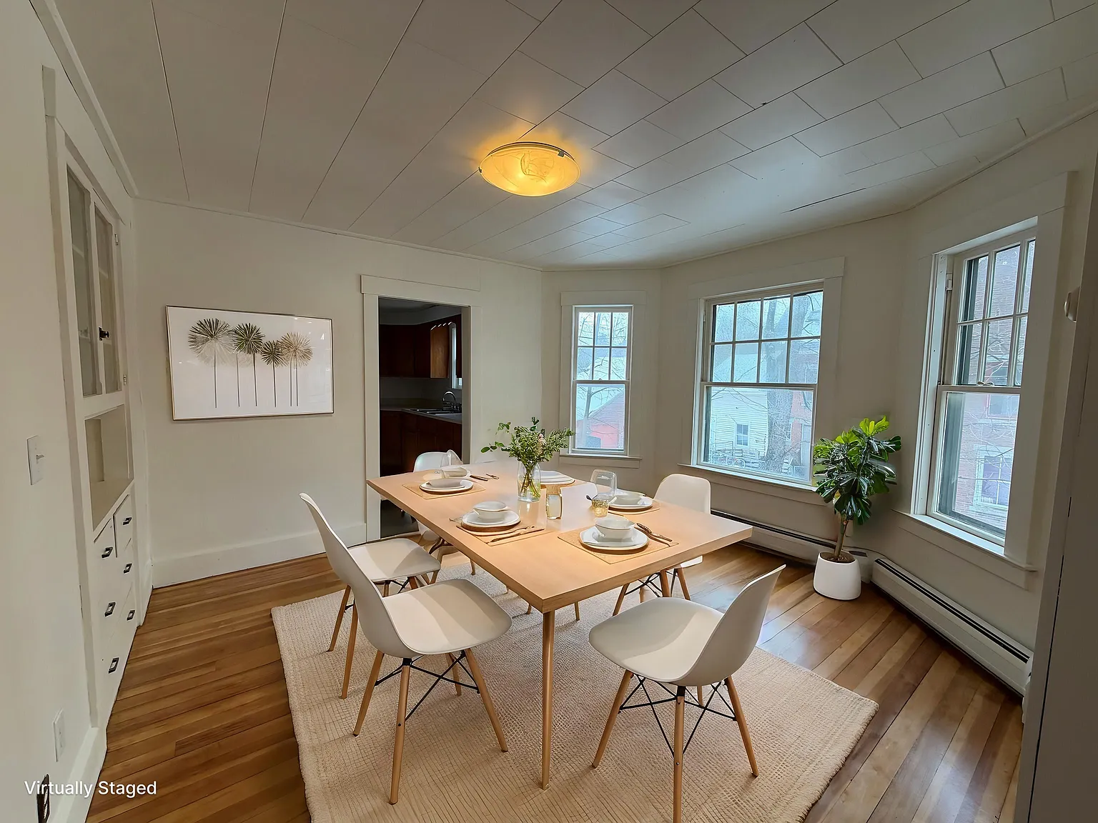2 bed, 1.0 bath, 1525 sqft, $2,000 — Photo 4