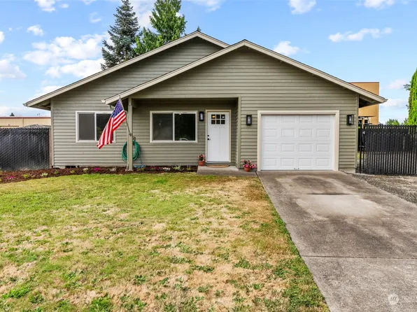 190 Meadow Park Court, Woodland, WA 98674