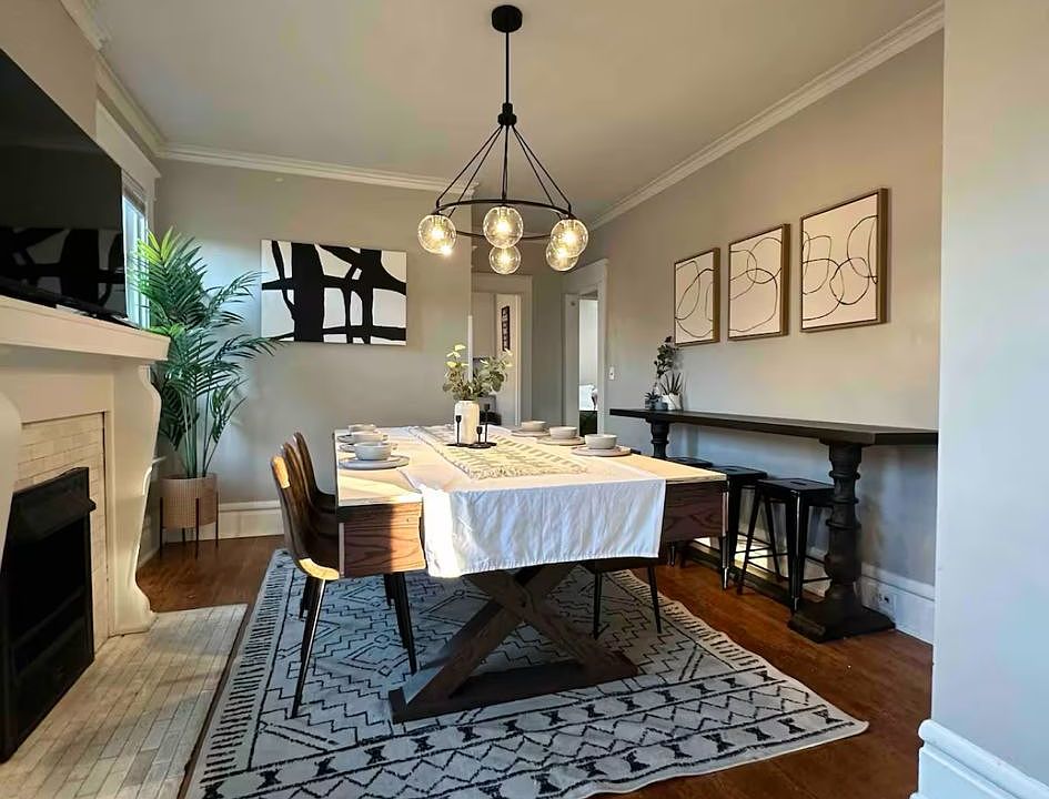 1st image of 300 Linwood Ave #300
