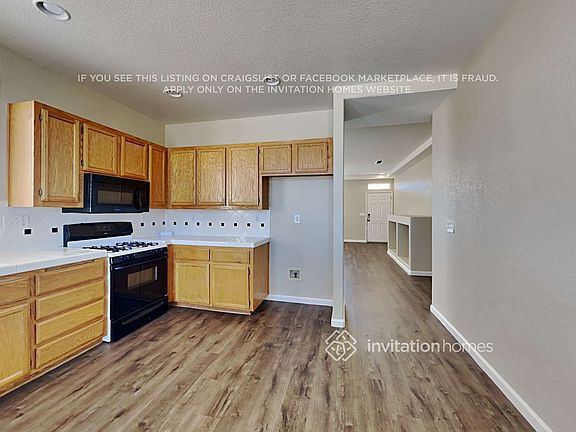 4th image of 690 Rubier Way