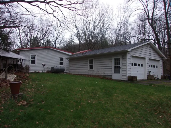 4909 E Lake Rd, Honeoye, NY 14471