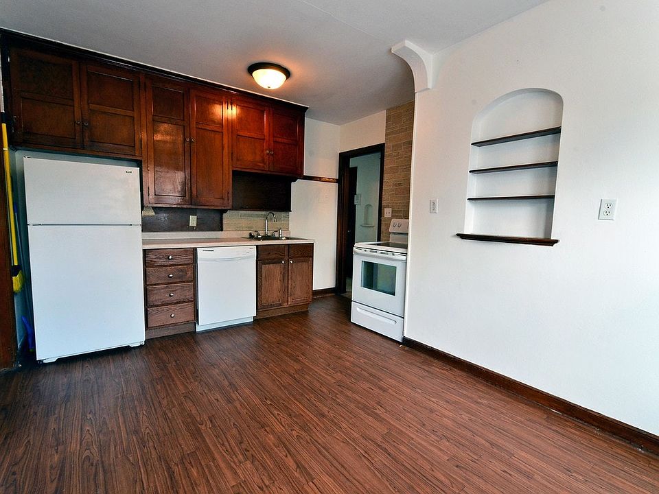 2nd image of 40 Annapolis St W APT 5