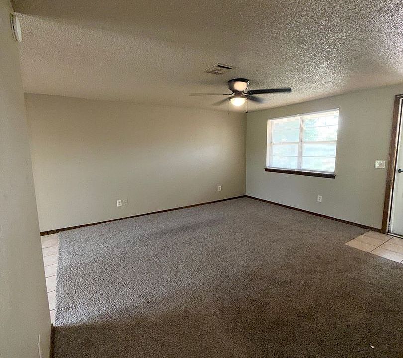 1st image of 2913 SW 82nd St