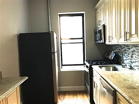 Rented by Friedman Roth Realty | media 9