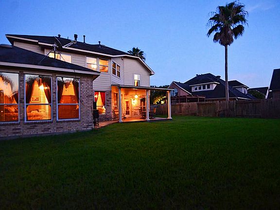 Lovely view of the back of the house.