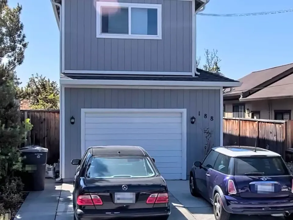188 College Ave