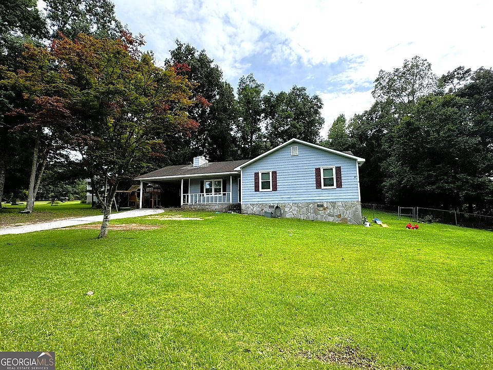 1st image of 165 Graystone Cir
