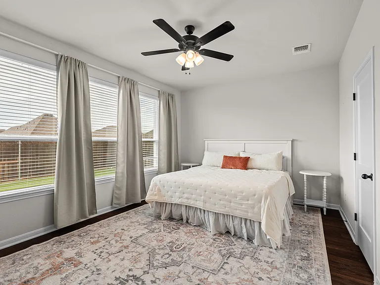 712 Ashberry Dr — Photo 20