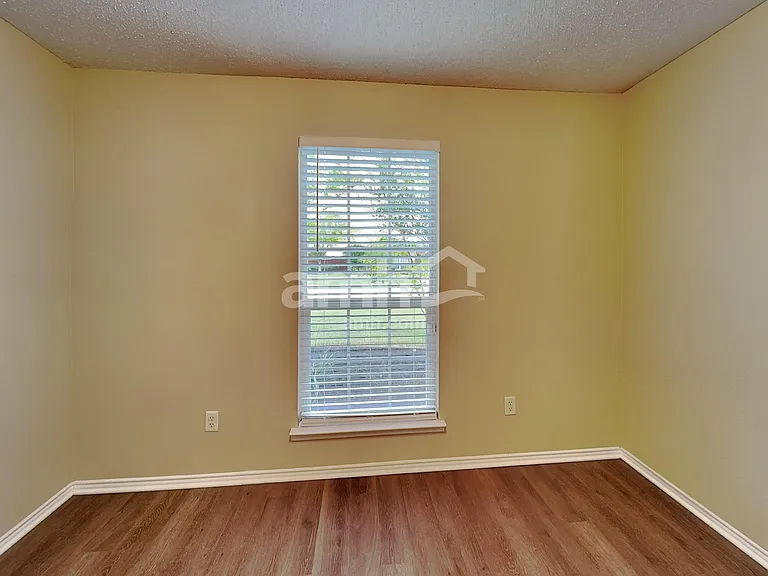 3999 Freedom Ln — Photo 16