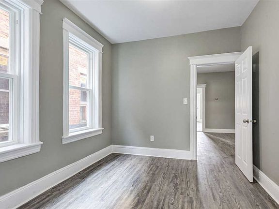 5th image of 97 Monticello Ave Floor 2