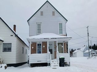 832 N 7th Ave, Iron River, MI 49935