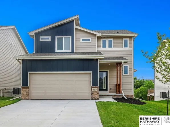 9524 S 181st St, Omaha, NE 68136