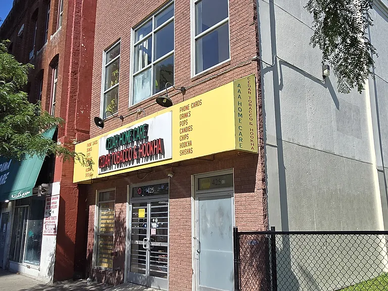 425 Cedar Ave #2 — Photo 3